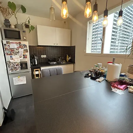 Joli 2 Piece Tres Apartment