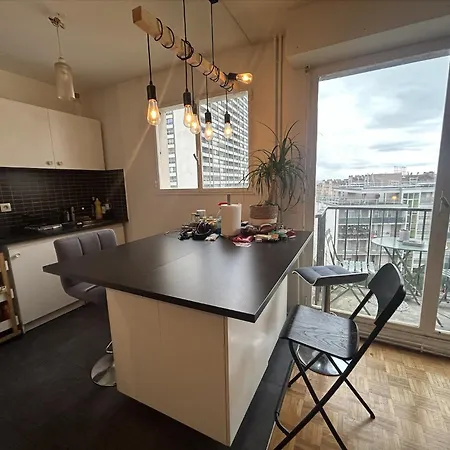 Apartment Joli 2 Piece Tres *